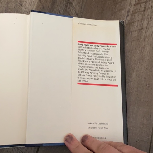 The mote in God’s eye - Picture 3 of 3